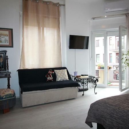 زغرب Rooms & Apartment Tea المظهر الخارجي الصورة